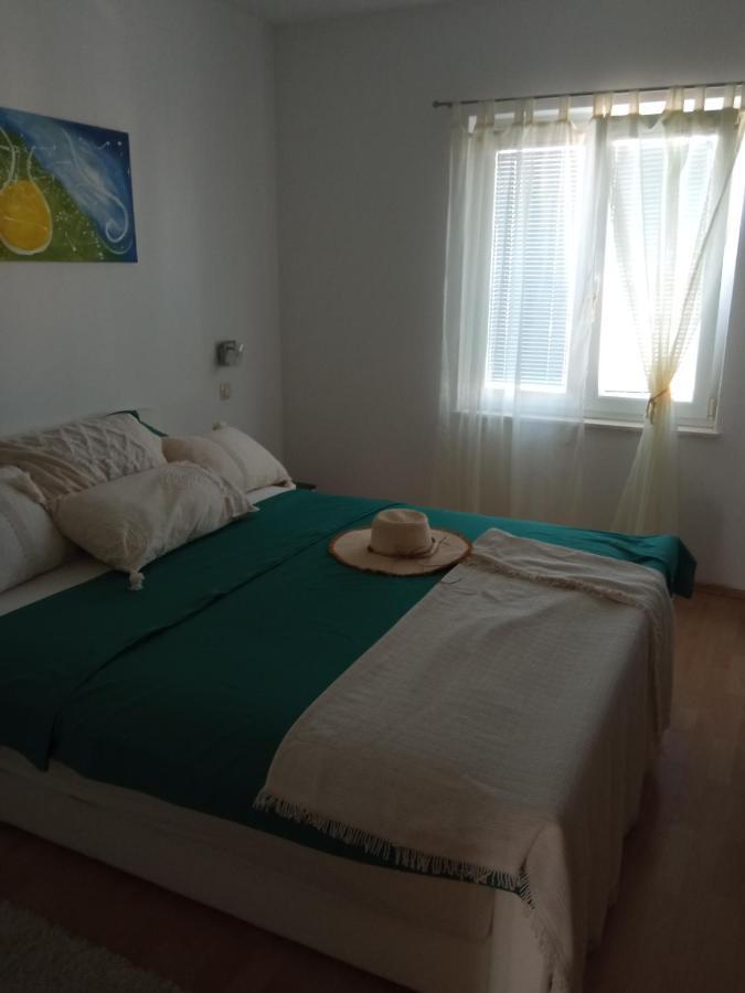 Apartments Tomic Vodice Kültér fotó